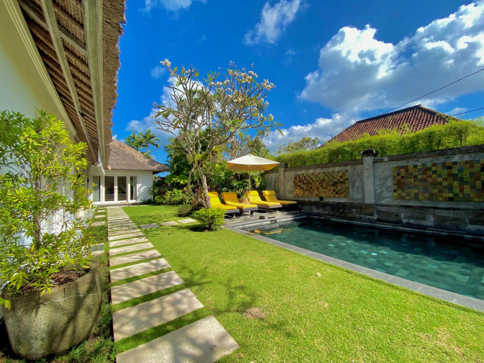 Serene Villas Seminyak Eksteriør bilde